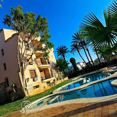 Estudio Capitan-Piscina دينايا المظهر الخارجي الصورة