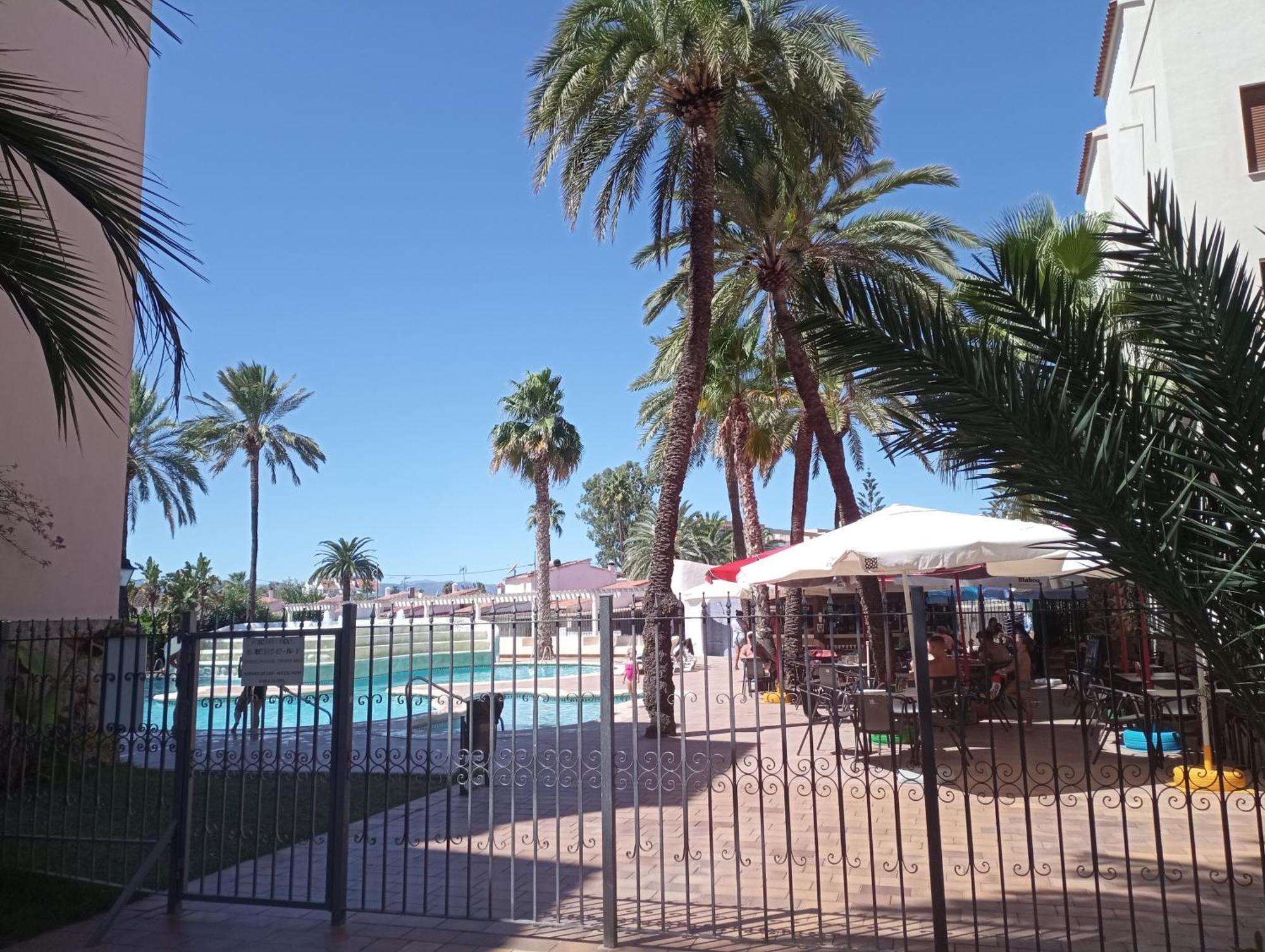 Estudio Capitan-Piscina دينايا المظهر الخارجي الصورة